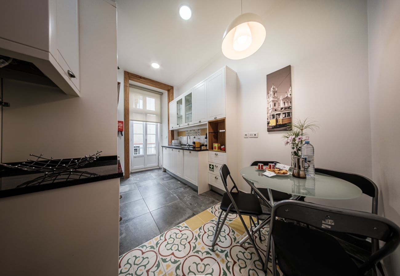 Apartment in Lisbon - Great Apartment in the Old Town VII