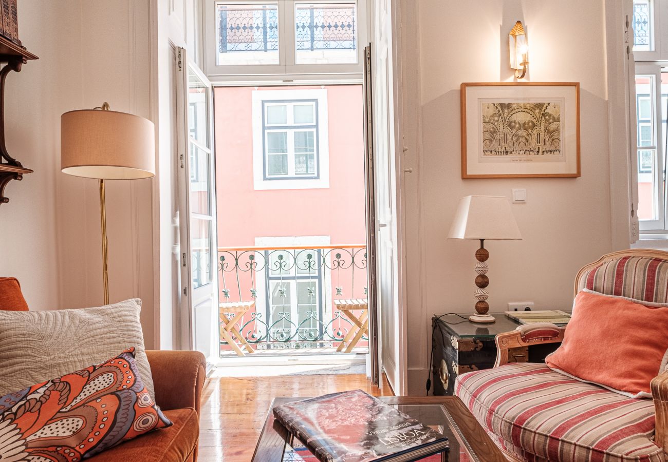 Apartment in Lisbon - Central Modern Classic Apartment in Baixa 107